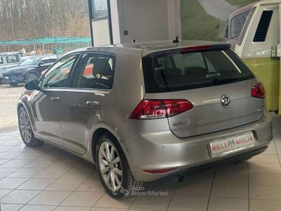 Volkswagen Golf 1.6 tdi Highline Executive (business) 110cv Argento usata Mornago