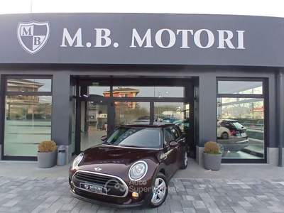 MINI One Mini IV F54  Clubman 1.5 auto Rosso usata Pescantina