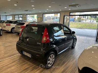 Peugeot 107 1.0 5p. Nero usata Pieve a Nievole