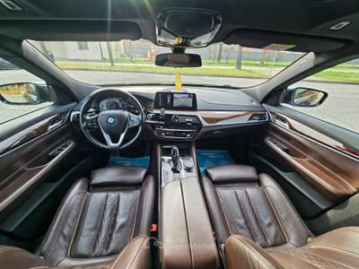 BMW Serie 6 Gran Turismo 630d Luxury STRAFULL Marrone usata Caresanablot