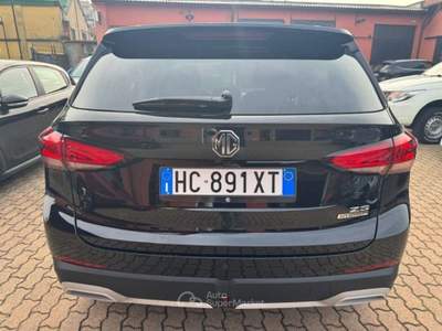 MG ZS 1.5 FullHybrid+ 197CV LUXURY Nero usata Milano