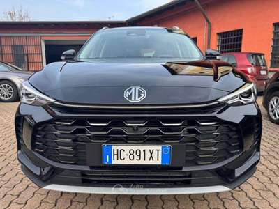 MG ZS 1.5 FullHybrid+ 197CV LUXURY Nero usata Milano