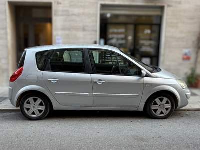 Renault Scénic Scenic 1.5 dCi 105cv Grigio usata Bari