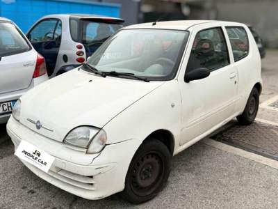 Fiat 600 **NEOPATENTATI** Bianco usata Bari