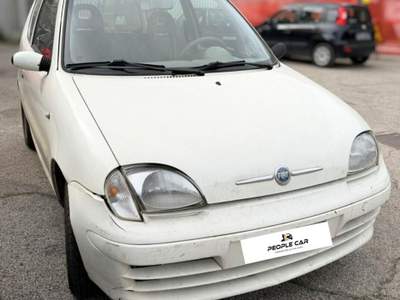 Fiat 600 **NEOPATENTATI** Bianco usata Bari