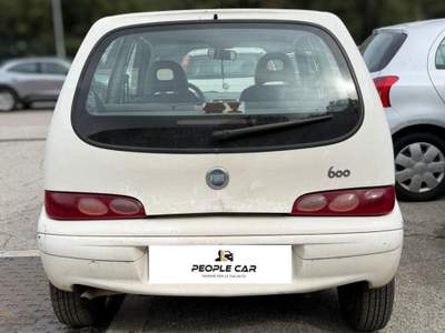 Fiat 600 **NEOPATENTATI** Bianco usata Bari