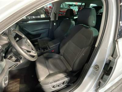 Skoda Superb 2.0 TDI SCR 110KW EXECUTIVE DSG Bianco usata Mazzano