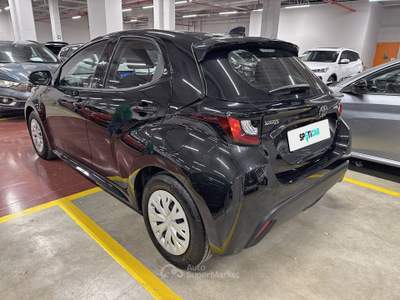 Toyota Yaris Hybrid Active MY24 Bianco usata Palermo
