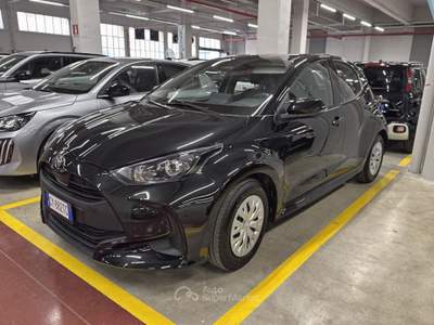 Toyota Yaris Hybrid Active MY24 Bianco usata Palermo