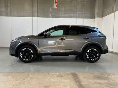 Nissan Qashqai 1.3 MHEV 140 N-Connecta Grigio usata Milano
