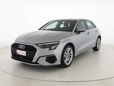 Audi A3 Sportback 30TDI 116CV S tronic Business Argento usata Verona