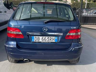 Mercedes-Benz Classe B 180 CDI Sport usata Taranto