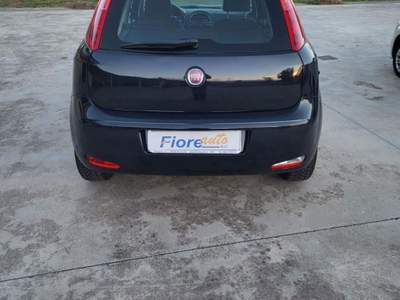 Fiat Punto 1.3 MJT II S&S 95 CV 5p. Street Blu/Azzurro usata Crotone