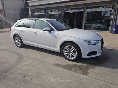 Audi A4 TAGLIANDI CERTIFICATI AUDI Bianco usata Vigonovo