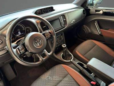 Volkswagen Maggiolino Cabrio 1.2 TSI Allstar Blue.Tech. +Xenon+18" Nero usata Castello di Godego