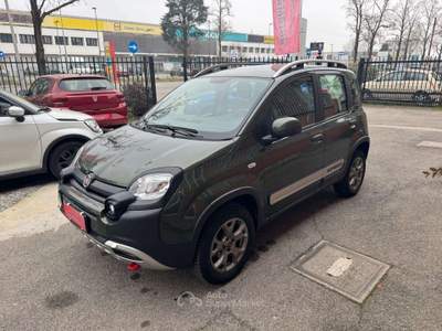 Fiat Panda 1.3 mjt 95cv Cross 4x4 Verde usata Cernusco sul Naviglio