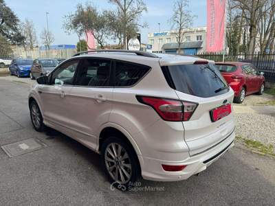 Ford Kuga 2.0 tdci 150cv Vignale Powershift Bianco usata Cernusco sul Naviglio