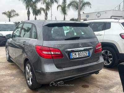 Mercedes-Benz Classe B B 180 CDI BlueEFFICIENCY Premium - 2012 Grigio usata San Michele Salentino