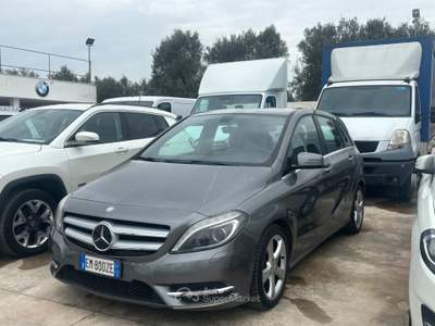 Mercedes-Benz Classe B B 180 CDI BlueEFFICIENCY Premium - 2012 Grigio usata San Michele Salentino