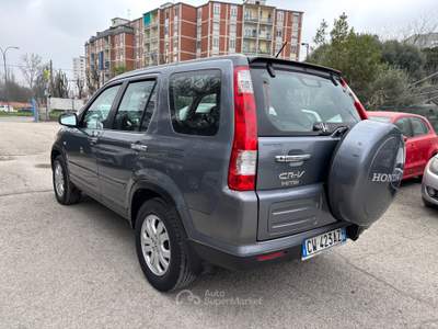 Honda CR-V 4x4 ok NEOPATENTATI Grigio usata Bologna