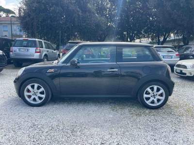 MINI 1.5 Cooper D Hype 5 COOPER - RAY G - GPL Nero usata Massa