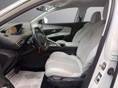 Peugeot 5008 5008 II 2016 1.5 bluehdi Allure s Bianco usata Grosseto