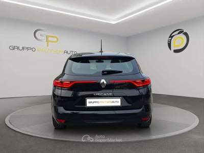 Renault Mégane Megane IV 2020  1.5 blue dci Business 115cv edc Nero usata Pompei