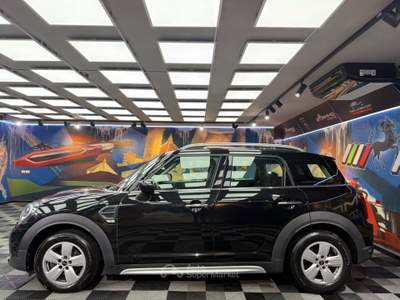 MINI One Countryman 1.5 D (329) Nero usata Calenzano