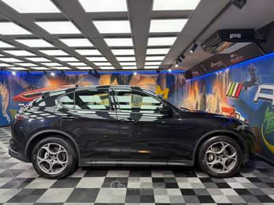 Alfa Romeo Stelvio AT8 RWD Tributo Italiano (426) Nero usata Calenzano