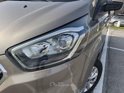 Ford Tourneo Custom Trend 320 2.0 TDCi 130CV Manuale Passo Corto 9 posti Beige usata Crocetta del Montello