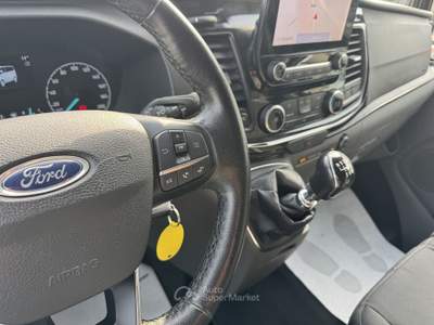 Ford Tourneo Custom Trend 320 2.0 TDCi 130CV Manuale Passo Corto 9 posti Beige usata Crocetta del Montello