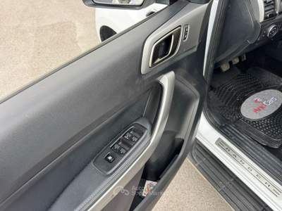 Ford Ranger Ranger 2.0 ecoblue doppia cabina Limited 4x4 170cv Bianco usata San Giuseppe Vesuviano