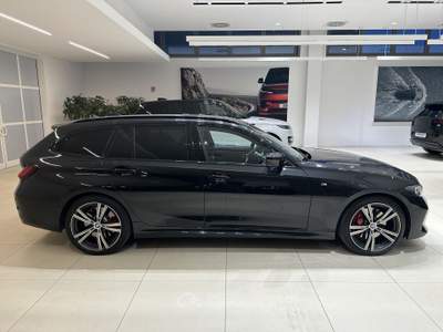 BMW Serie 3 320d 320d xDrive 48V MSport Touring aut. Nero usata Forlì
