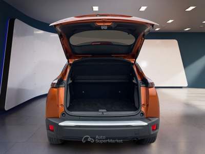 Peugeot 2008 II 2020 1.2 puretech Allure Pack s&s 100cv usata Torino