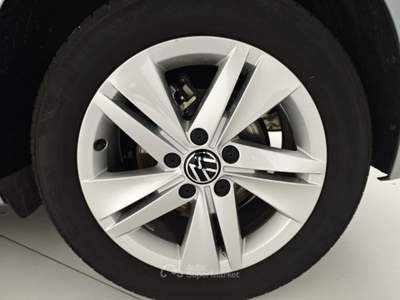 Volkswagen Golf 2.0 TDI 115 CV SCR Life Argento usata Capua