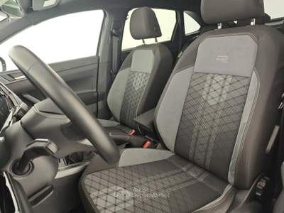 Volkswagen Taigo 1.0 TSI 115 CV R-Line Grigio usata Capua