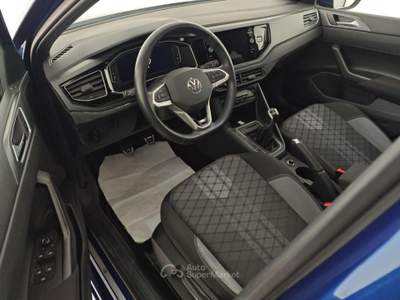 Volkswagen Taigo 1.0 TSI 115 CV R-Line Blu/Azzurro usata Capua
