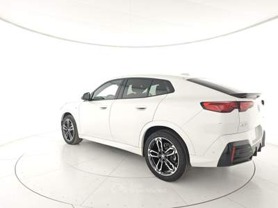 BMW X2 sDrive 18d Msport Bianco usata Capua
