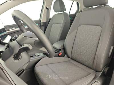 Volkswagen Golf 2.0 TDI 115 CV SCR Life Grigio usata Capua