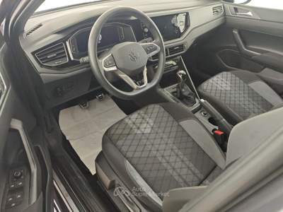 Volkswagen Taigo 1.0 TSI 115 CV R-Line Grigio usata Capua