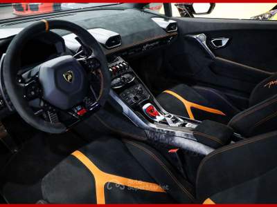Lamborghini Huracán Huracán 5.2 V10 Performante Coupé Arancione usata Vergiate