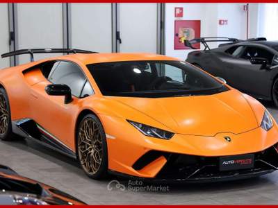 Lamborghini Huracán Huracán 5.2 V10 Performante Coupé Arancione usata Vergiate