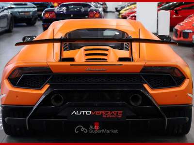 Lamborghini Huracán Huracán 5.2 V10 Performante Coupé Arancione usata Vergiate