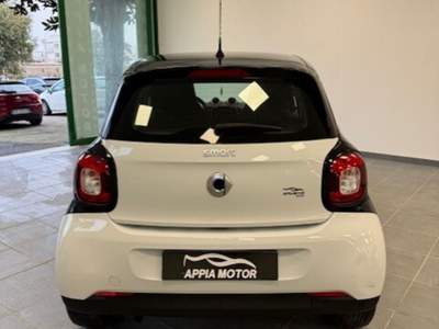 Smart ForFour SMART FORFOUR Bianco usata Giugliano in Campania