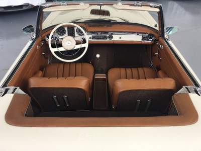 Mercedes-Benz SL 230SL PAGODA RESTAURO TOTALE Beige usata Medesano