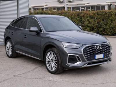 Audi Q5 Sportback 2.0 (40) Tdi Q. 204cv S-tr. S-line Plus Grigio usata Civita Castellana