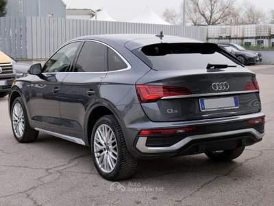 Audi Q5 Sportback 2.0 (40) Tdi Q. 204cv S-tr. S-line Plus Grigio usata Civita Castellana