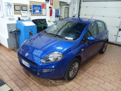 Fiat Punto Evo 1.4 5 porte Dynamic Natural Power Blu/Azzurro usata Melegnano