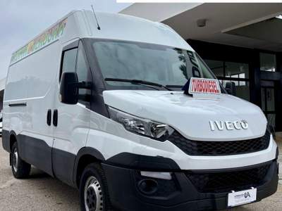 Iveco Daily OTTIME CONDIZIONI Bianco usata Bari