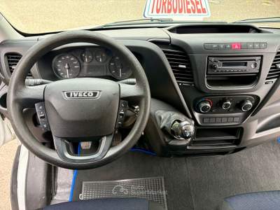 Iveco Daily OTTIME CONDIZIONI Bianco usata Bari